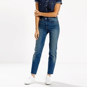 Levi’s Wedgie Jeans